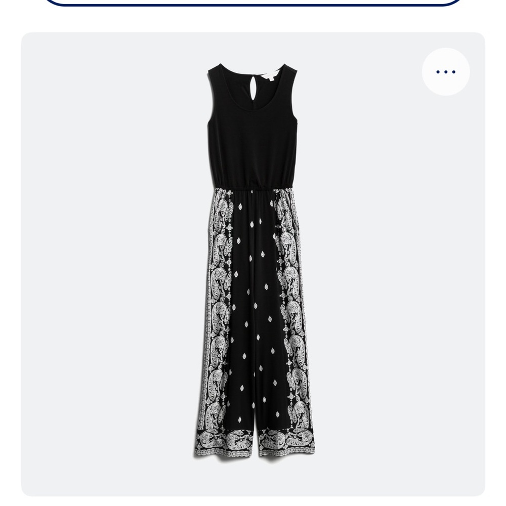 Black and White Sleeveless Maxi Dress